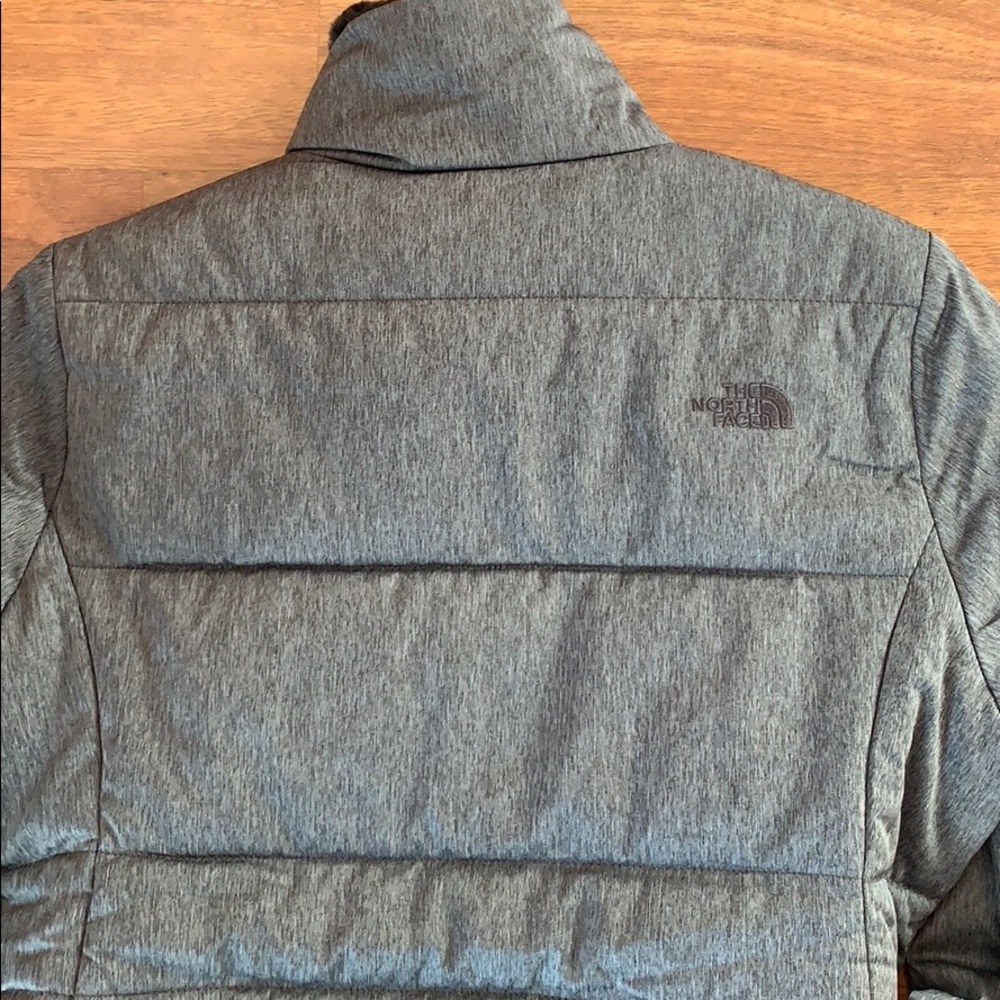 NORTHFACE REVERSABLE JACKET - Picture 6 of 6